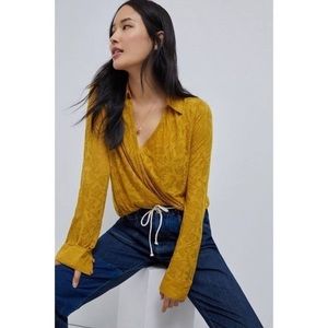 NWT Maeve by Anthropologie “Lydia” Floral Burnout Faux Wrap Top, Gold, XS